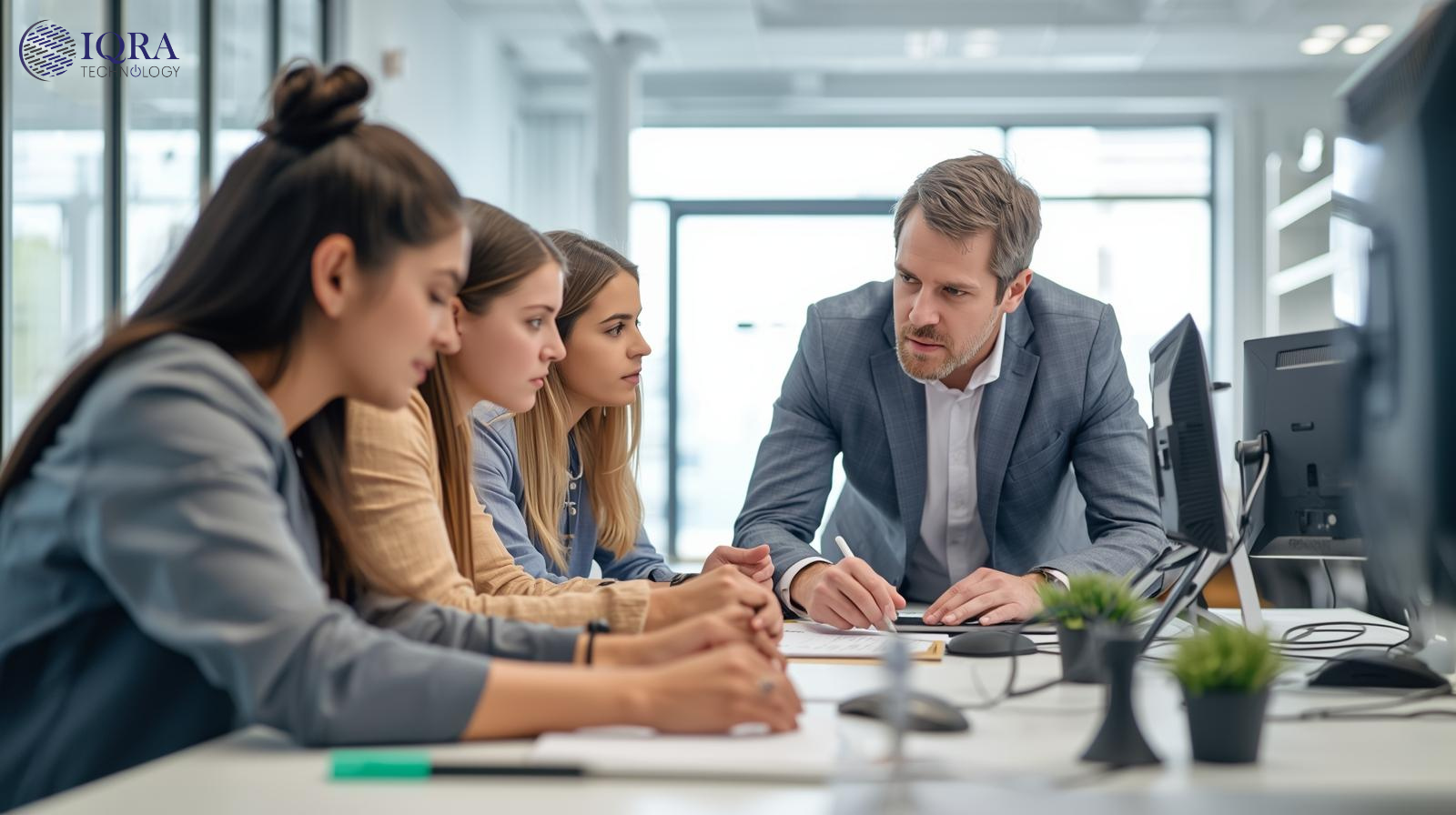 Hire Salesforce Service Cloud Developers