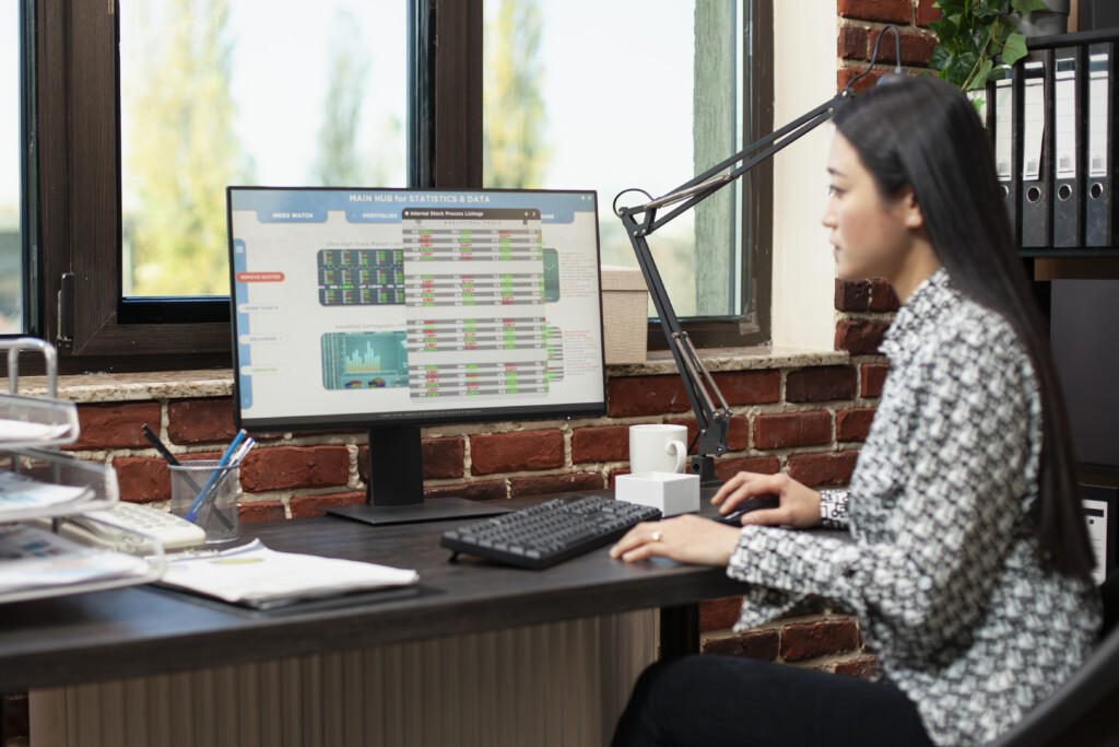 Receivables Dashboard for Cash Flow and Credit Risk Management