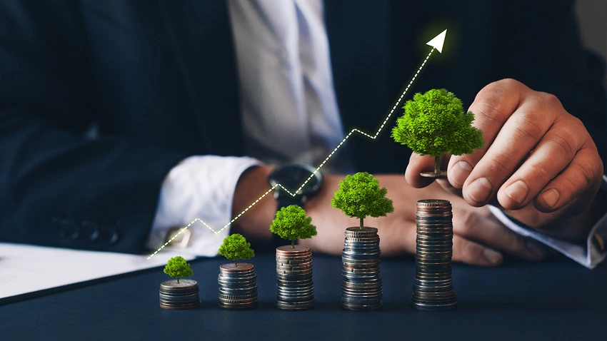 Investment Funds & Distributors Dashboard